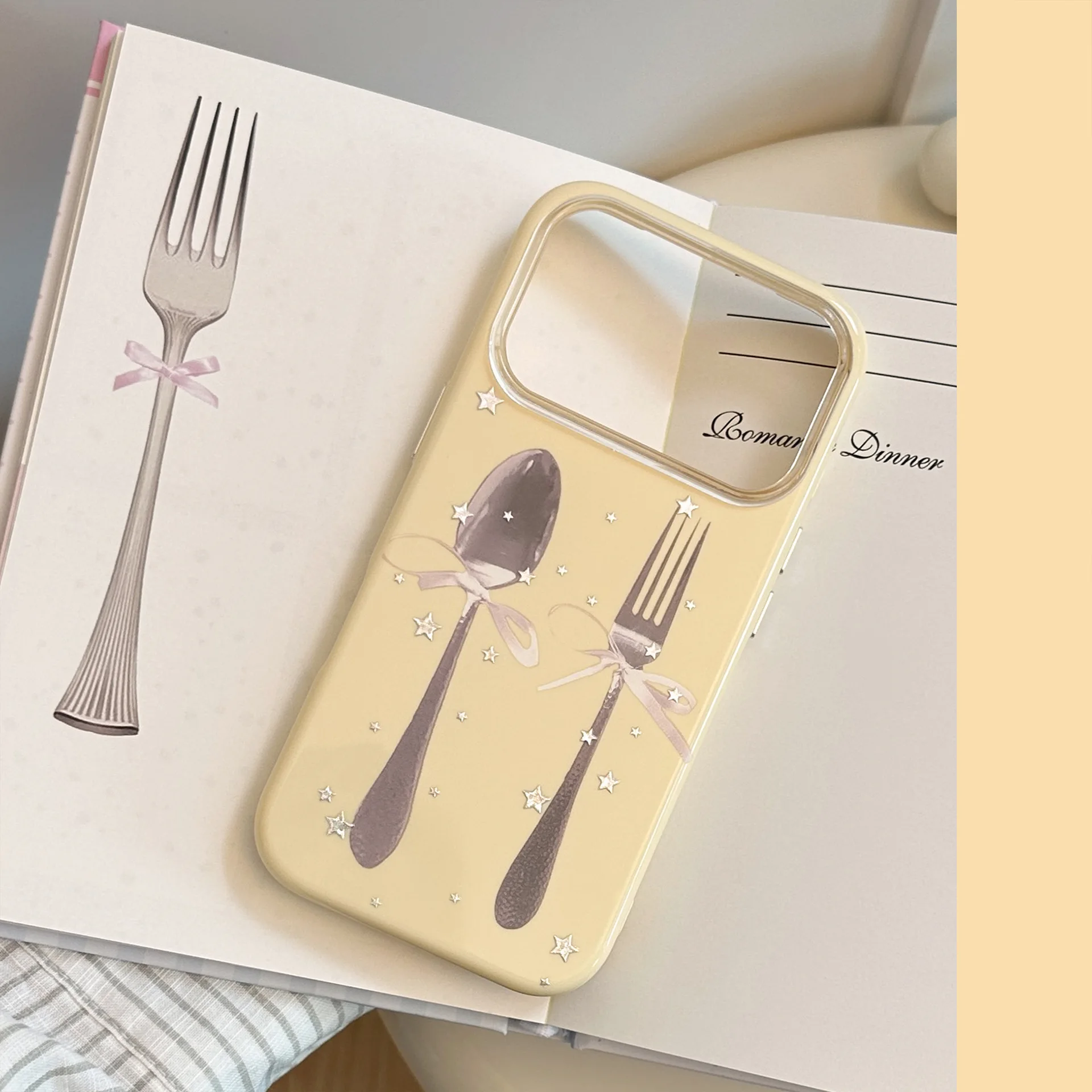 เคสโทรศัพท์ลายภาพประกอบดาวสีเง - Apple Iphone 15 Pro Max บทวิจารณ์และราคา